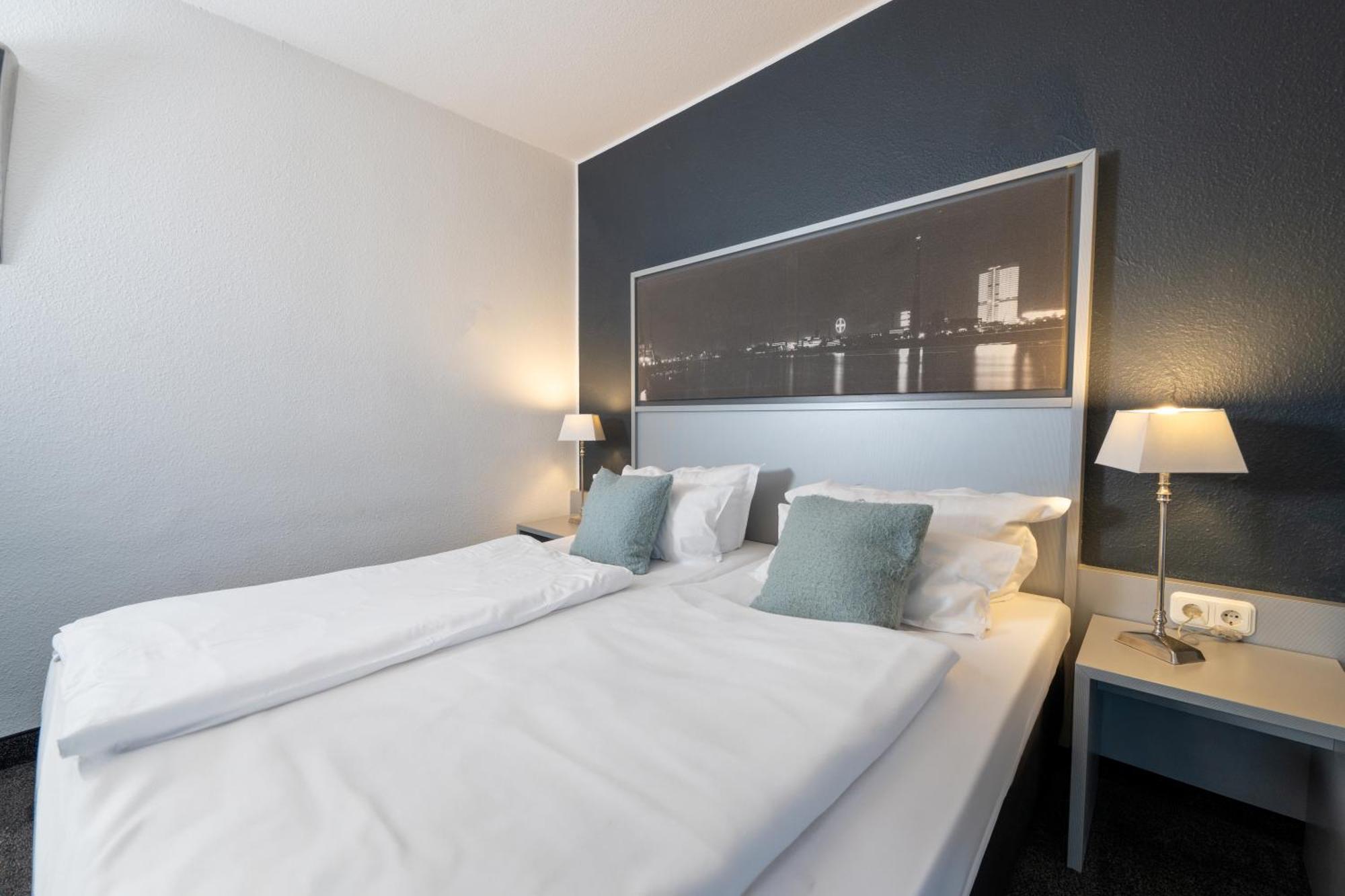 Hotel Medo Koeln Extérieur photo