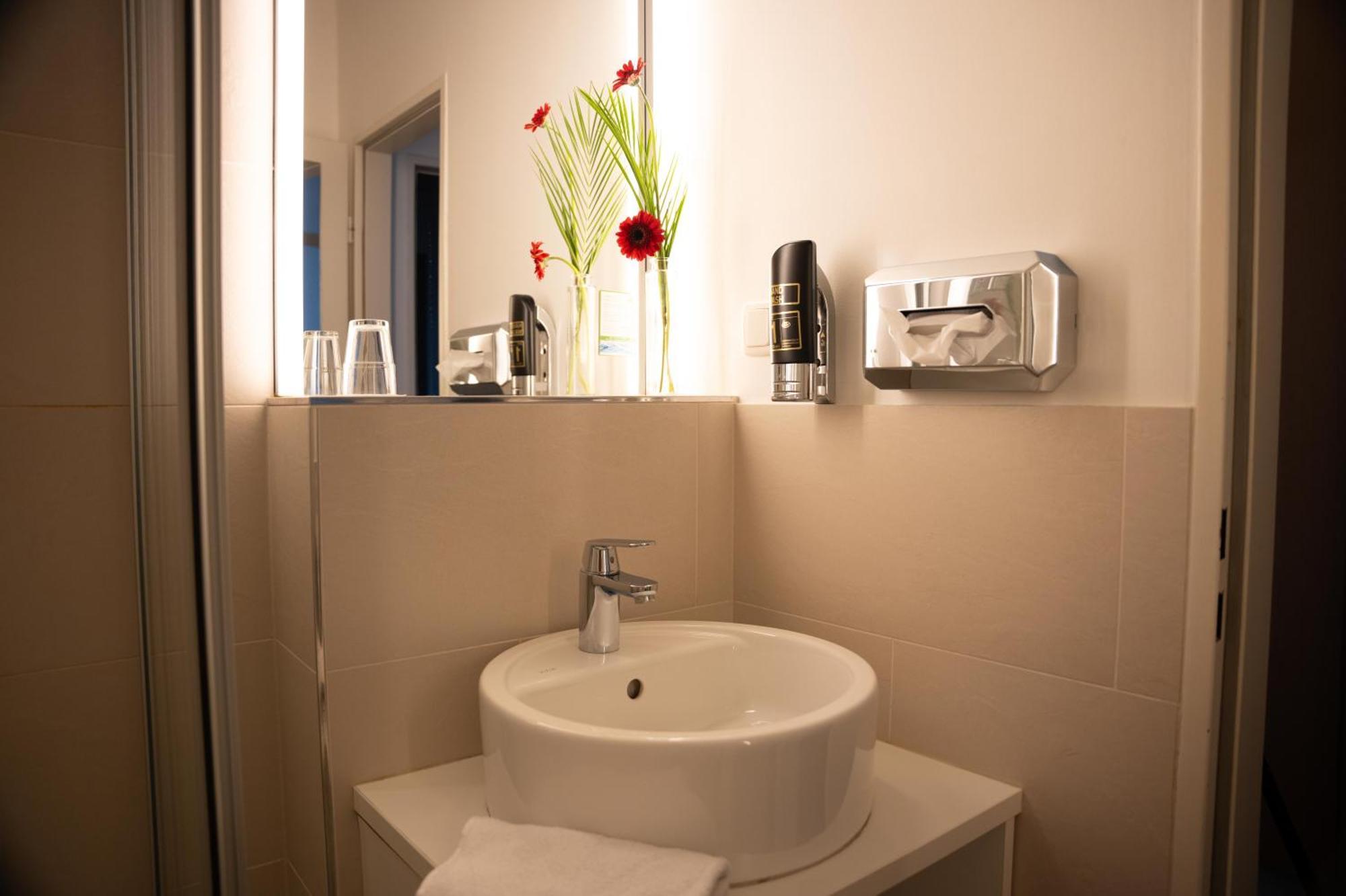Hotel Medo Koeln Extérieur photo
