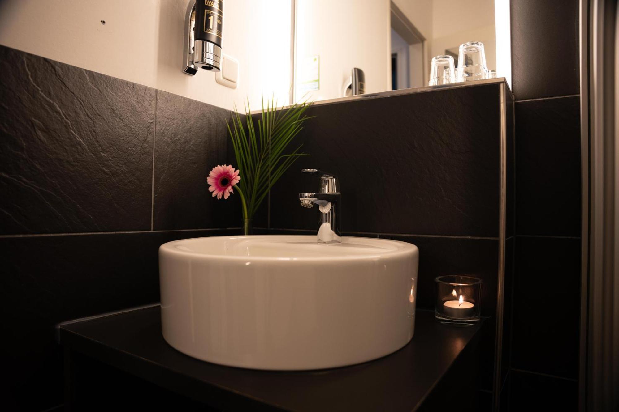 Hotel Medo Koeln Extérieur photo