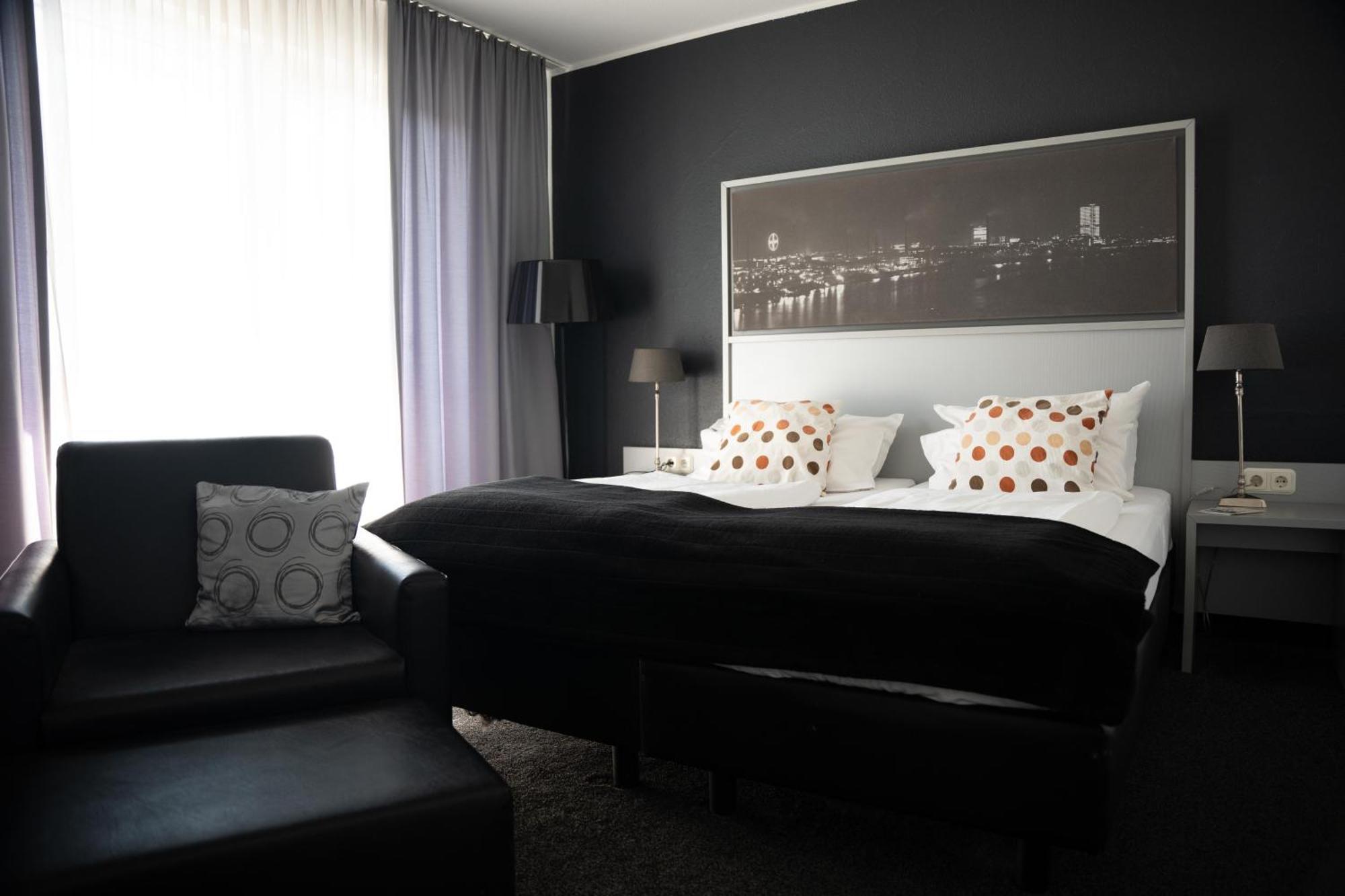 Hotel Medo Koeln Extérieur photo